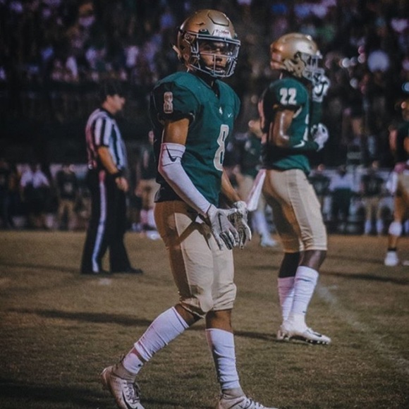 selling a pair of dolce&Gabbana shades 200$ 4 rent - Picture 1 of 1